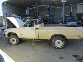 1980 TOYOTA TRUCK TAN 2DR 4 CYL MT Z15008